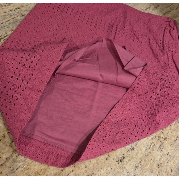 LL Bean Sz 8 Favorite Fit Pink Eyelet Knee Length Pencil Skirt Beach Line 297045 - Picture 6 of 13
